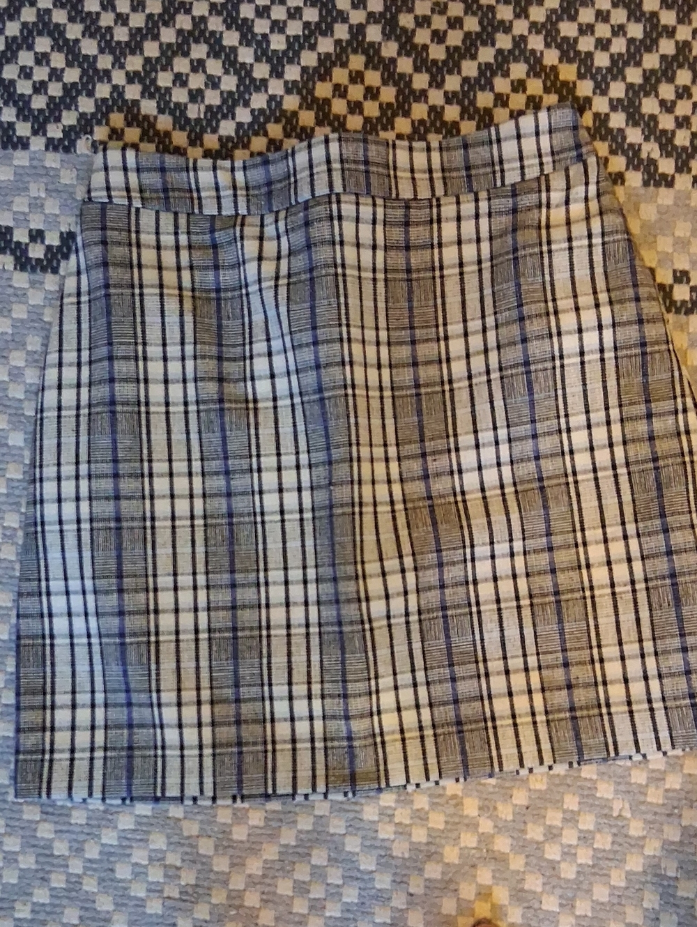 Nine West Cream and Black Plaid Mini Skirt
